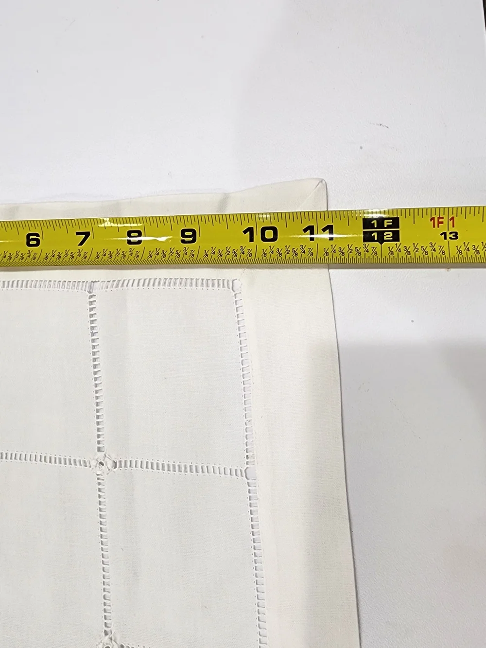 Vintage Linen Dinner Placemat Crochet 16x11 Rectangle Grid Pattern new old stock